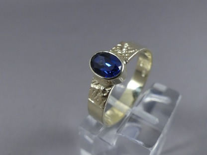 Blauwsaffier ring