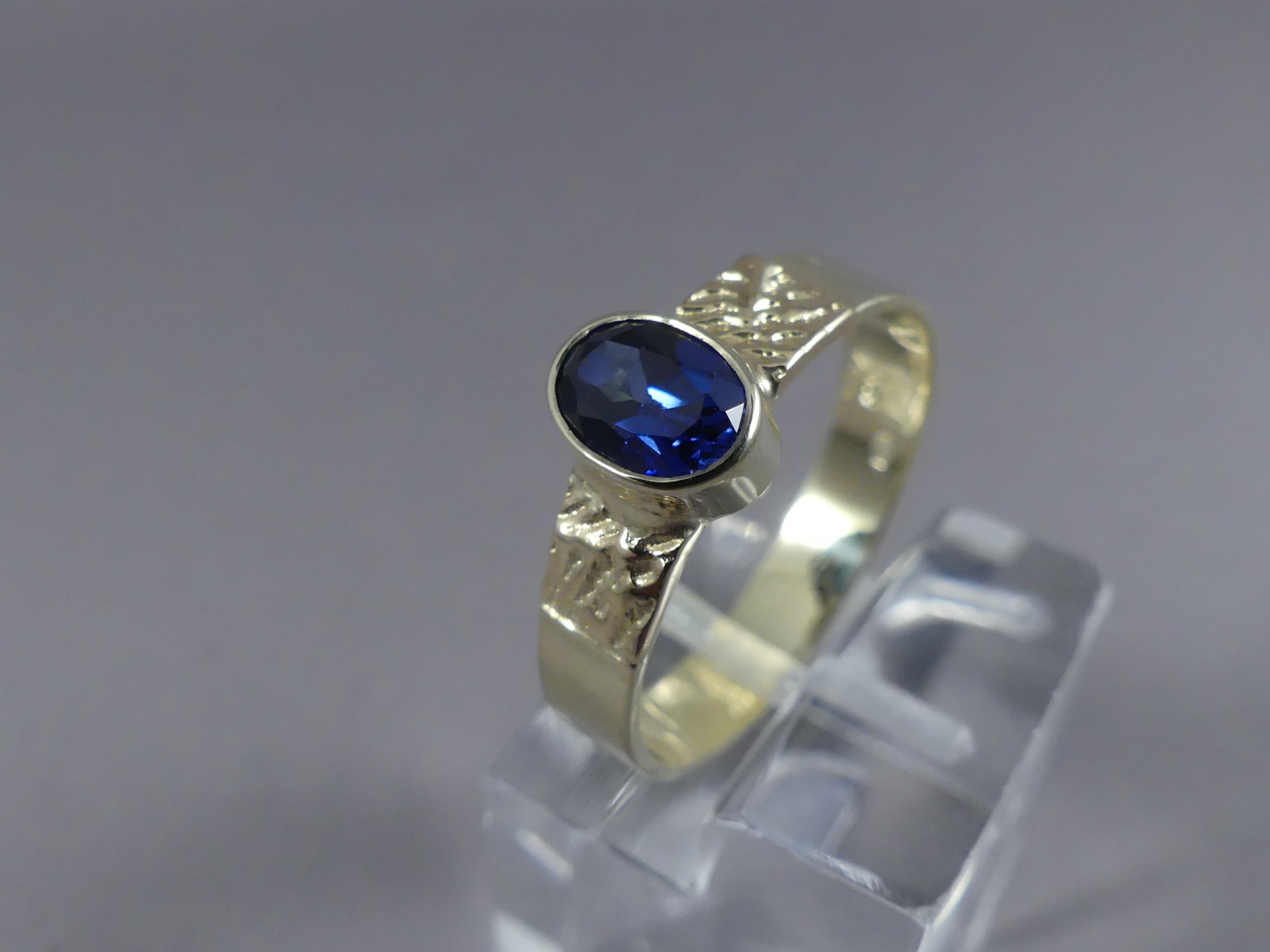 Blauwe saffier | Juwelier Helmond