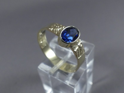 ring met blauwsaffier