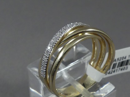 Wikkelring met diamant