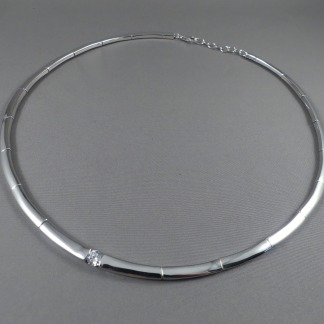 Zilveren choker met zirconia