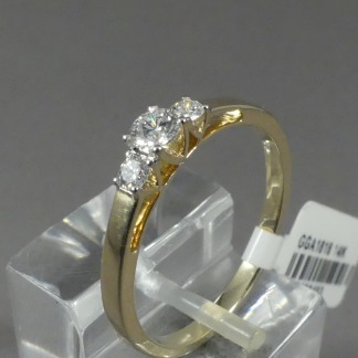 verlovingsring 3 diamanten