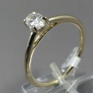 Verlovingsring Ovale Diamant