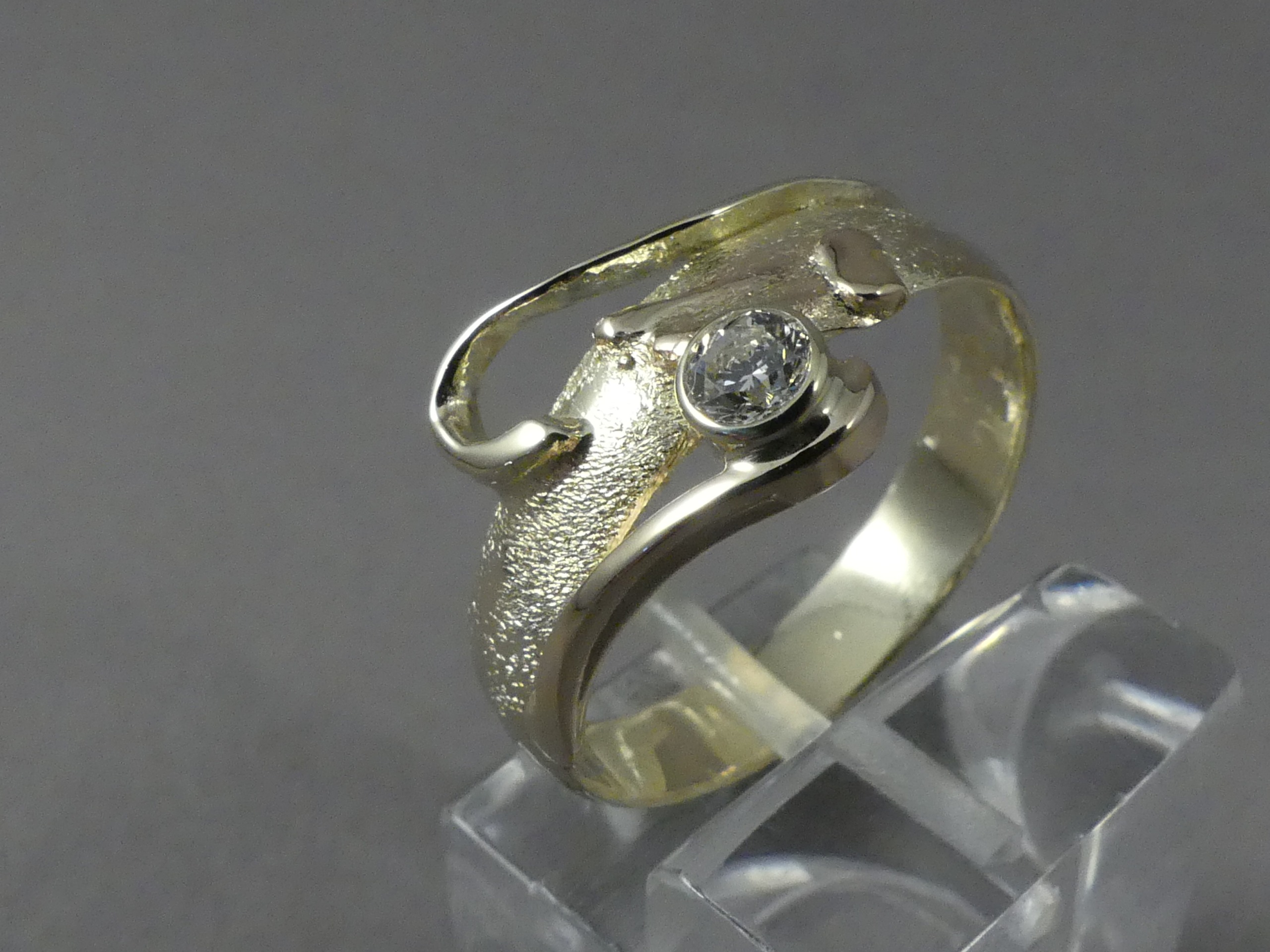 fantasie ring met diamant