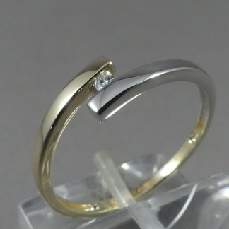 Bicolor ring met diamant