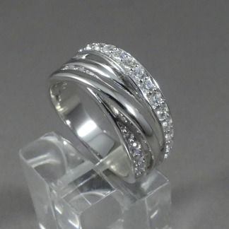 Crossoverring zirconia