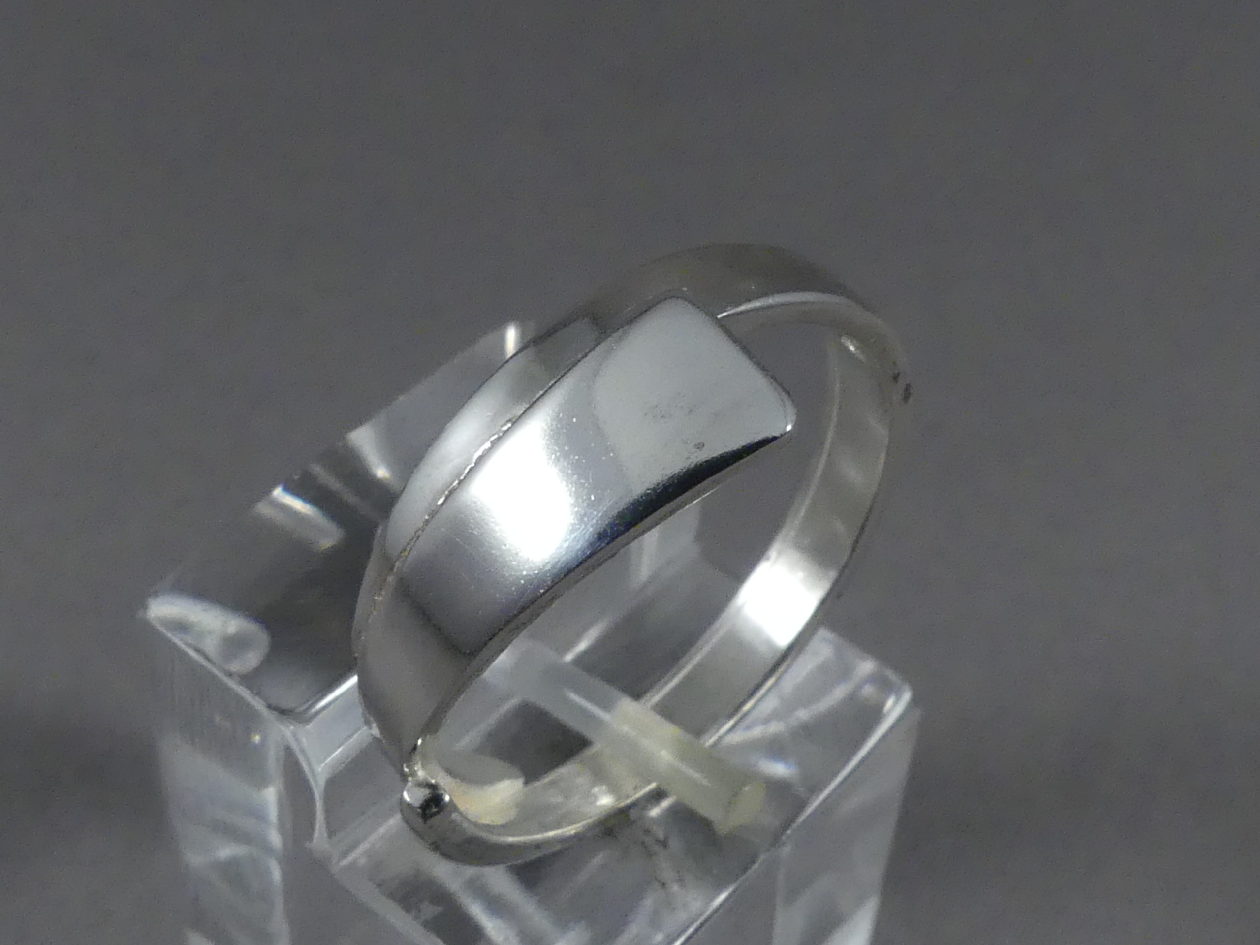 Handgemaakte damesring zilver