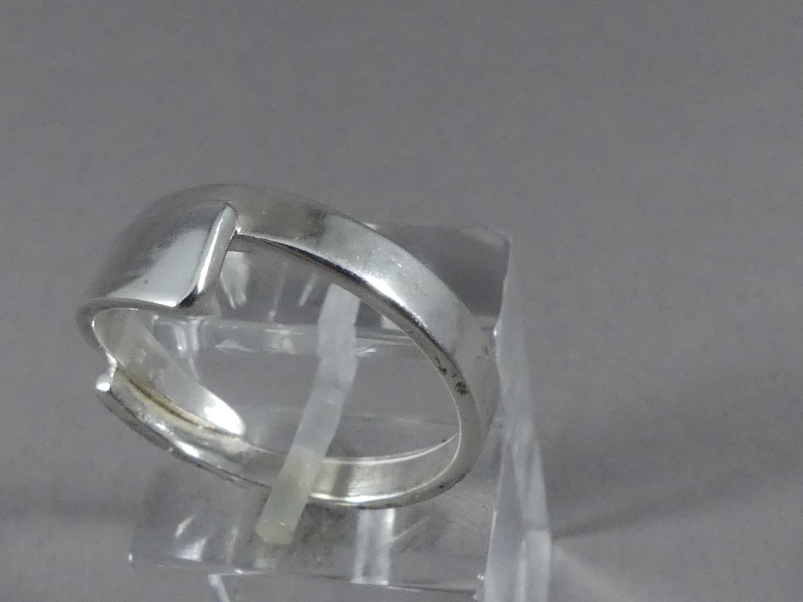 Handgemaakte damesring zilver