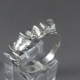 Handgemaakte damesring zilver