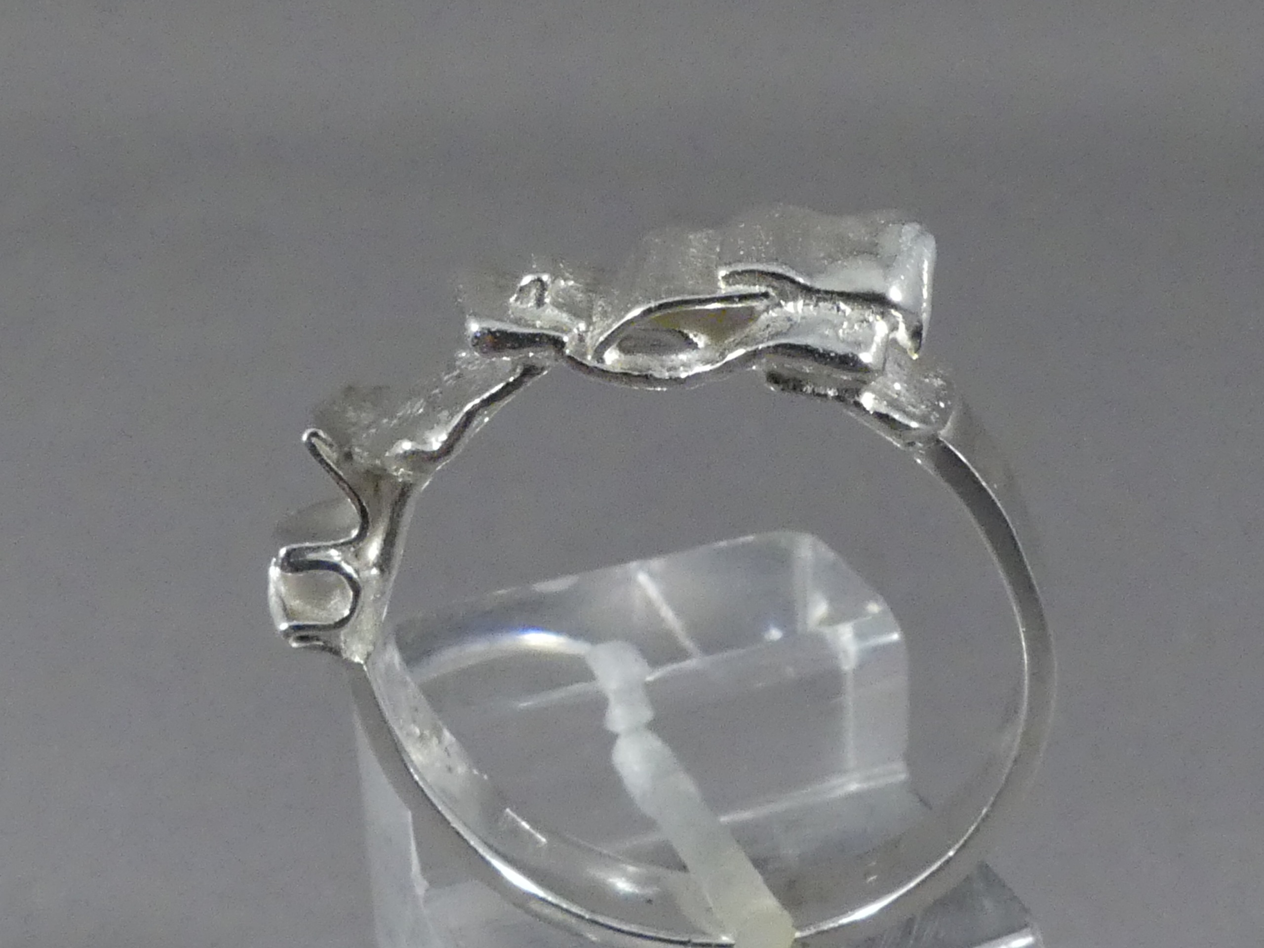 Handgemaakte damesring zilver
