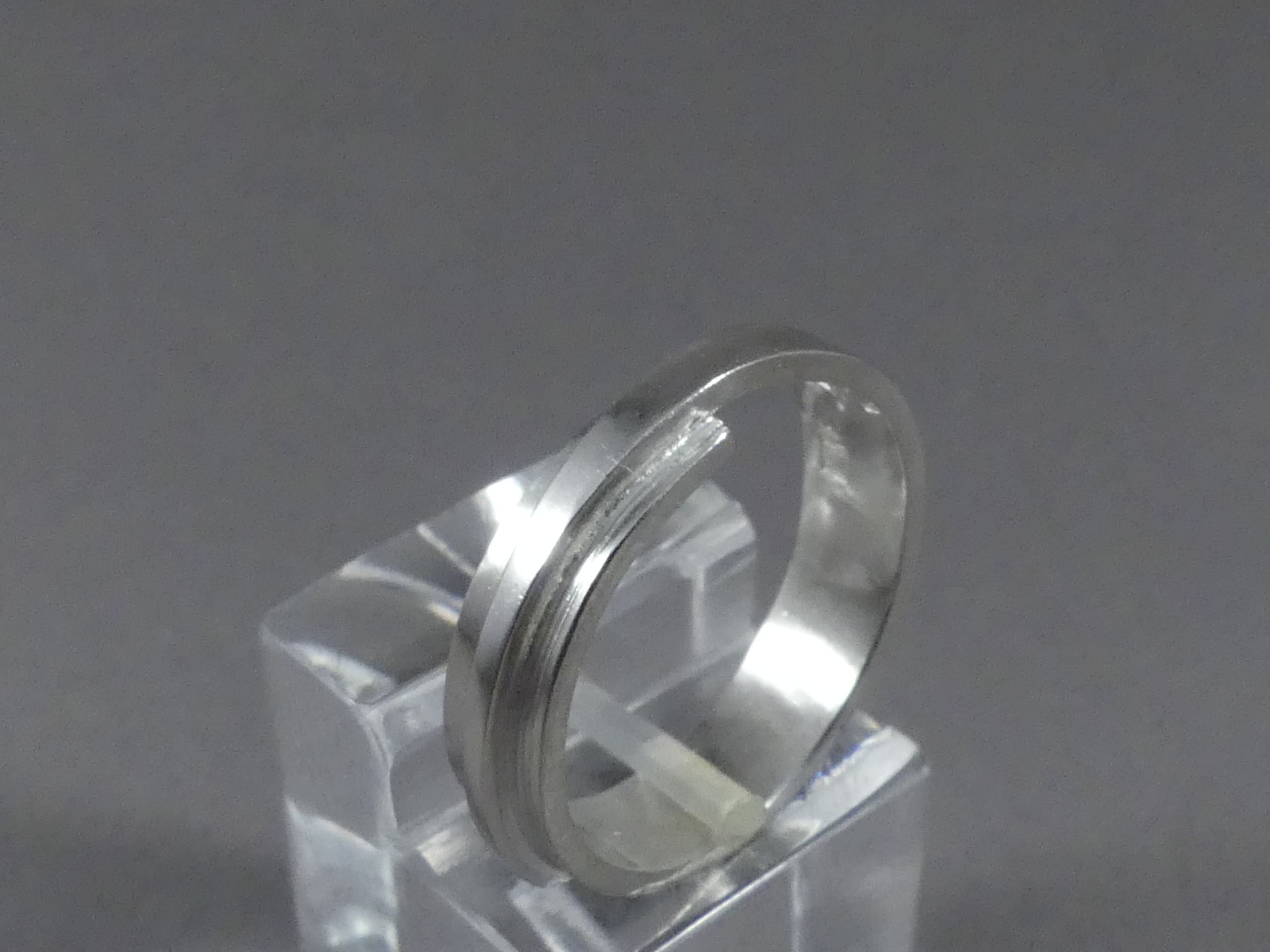 Handgemaakte damesring zilver
