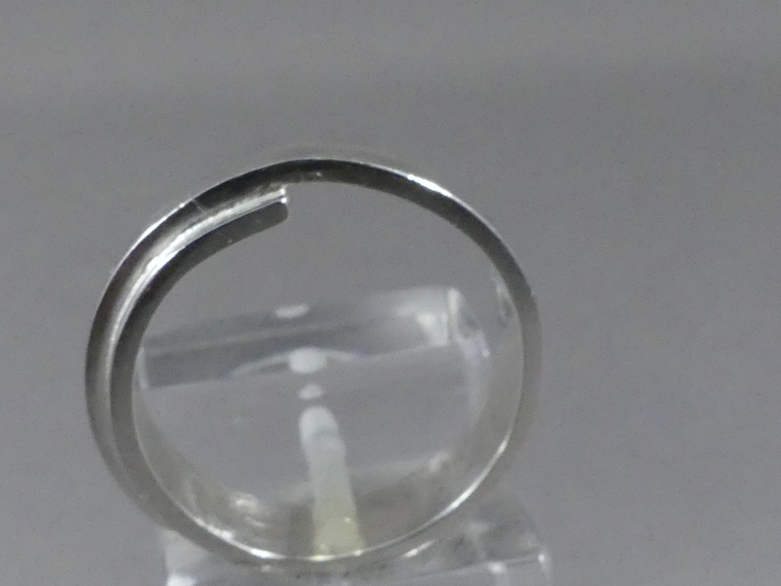 Handgemaakte damesring zilver