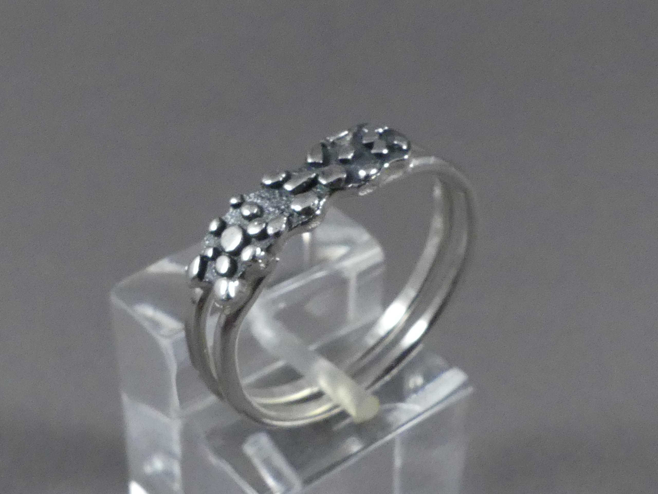 Handgemaakte damesring zilver