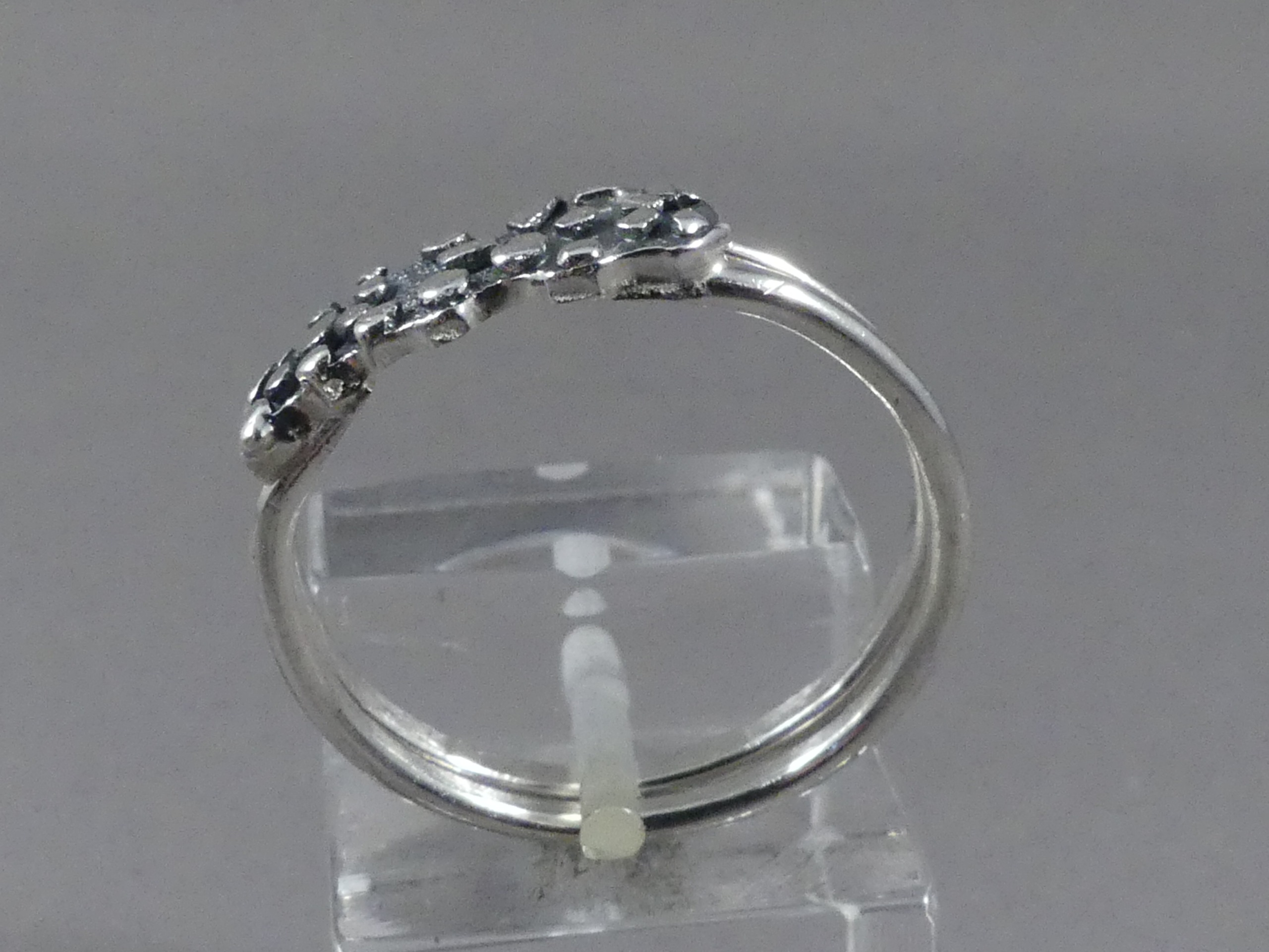 Handgemaakte damesring zilver